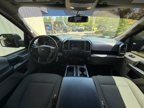 Used 2018 Ford F150 XLT w/ Equipment Group 302A Luxury AWD/4WD image 25
