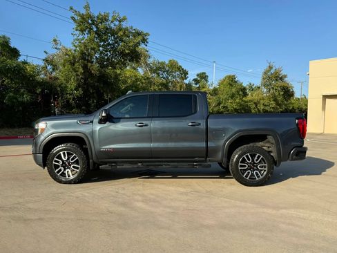 Used 2019 GMC Sierra 1500 AT4 w/ AT4 Premium Package AWD/4WD image 3