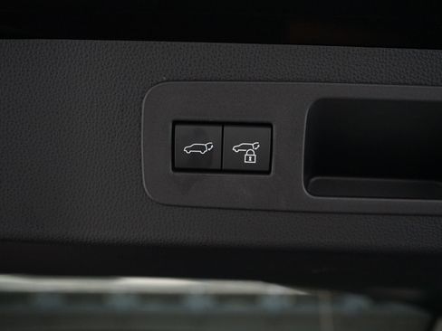Used 2026 Lexus LX 600 4WD w/ Luxury Package image 36