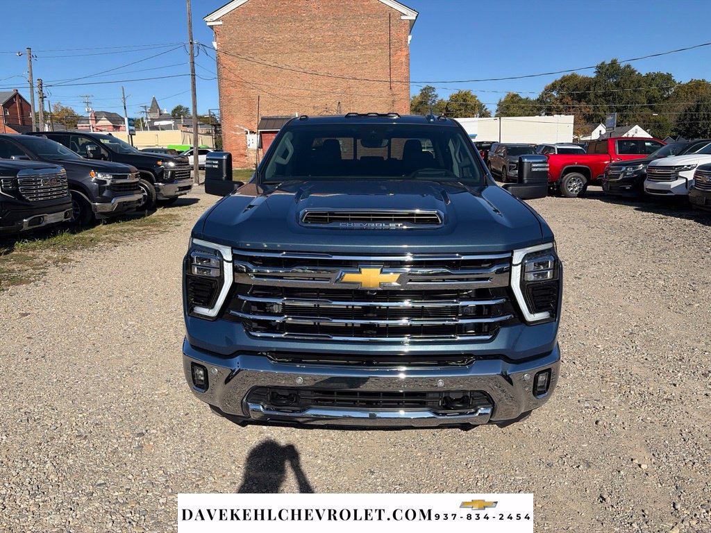 Used 2024 Chevrolet Silverado 3500 LTZ w/ LTZ Plus Package AWD/4WD image 4
