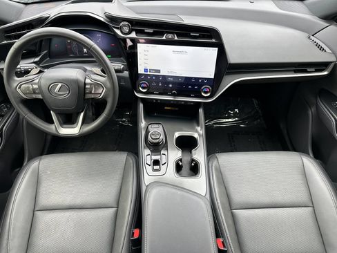 Used 2023 Lexus RZ 450e Premium w/ Technology Package AWD/4WD image 15