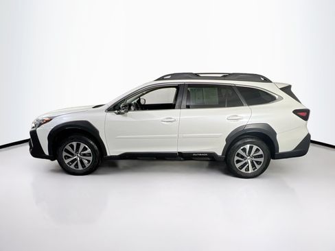 Used 2023 Subaru Outback Premium AWD/4WD image 8
