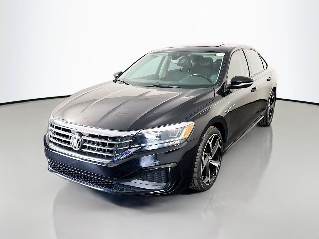 Used 2020 Volkswagen Passat 2.0T R-Line FWD image 4