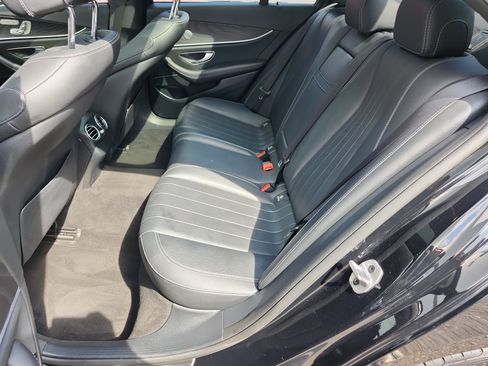 Used 2019 Mercedes-Benz E 450 4MATIC Sedan w/ Driver Assistance Package image 13