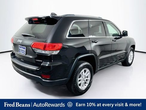 Used 2019 Jeep Grand Cherokee Laredo AWD/4WD image 9