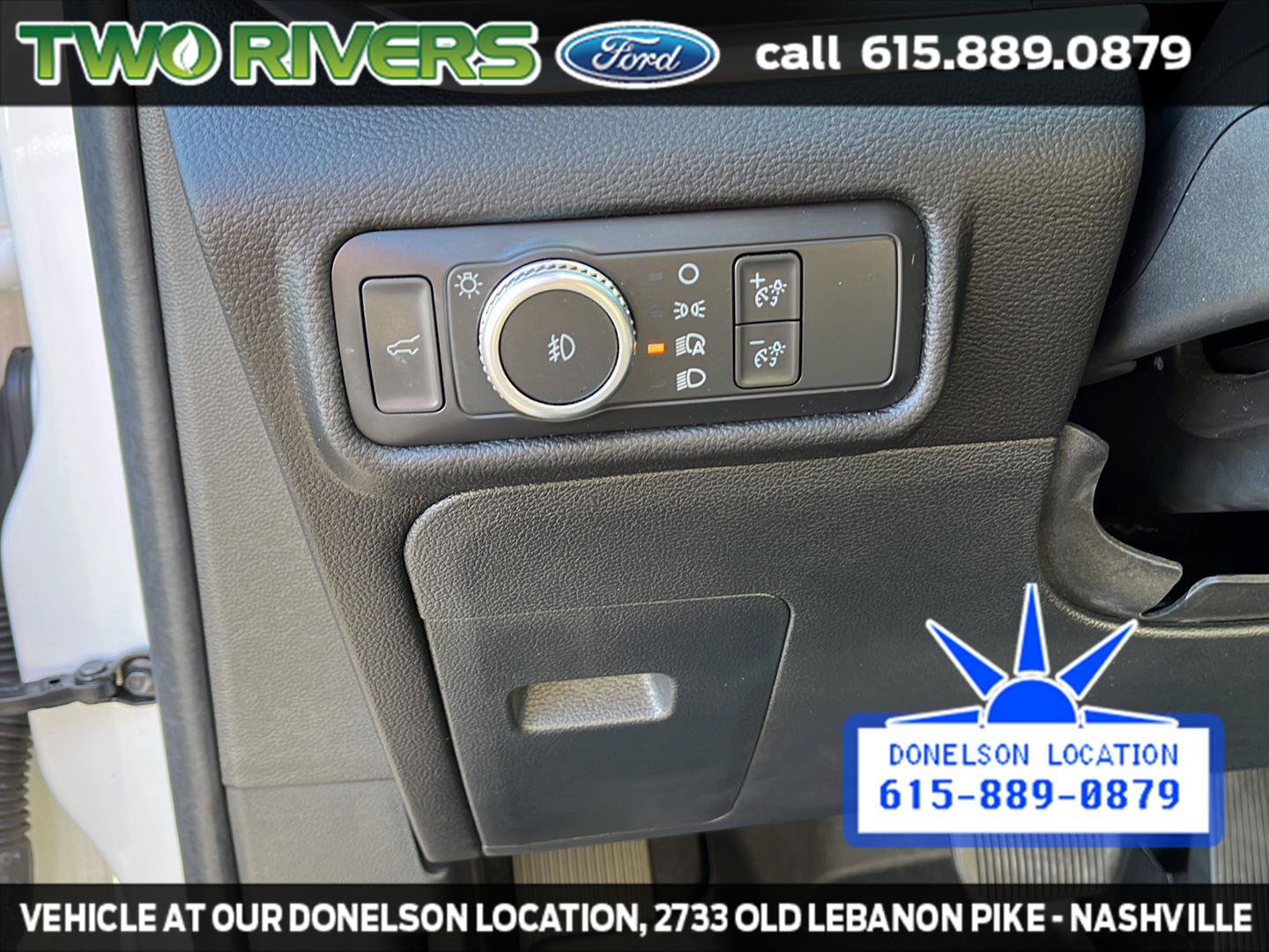 Used 2022 Ford Explorer XLT w/ Equipment Group 202A RWD image 18