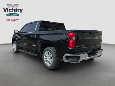Used 2024 Chevrolet Silverado 1500 LTZ image 15