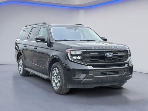 Used 2025 Ford Expedition Max Active AWD/4WD image 10