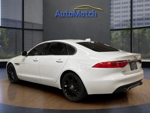 Used 2016 Jaguar XF Prestige image 8