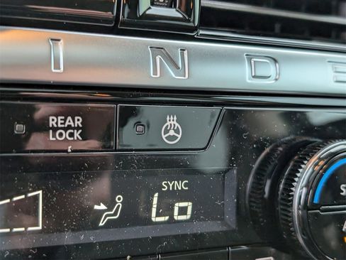 New 2026 Nissan Pathfinder SL image 16