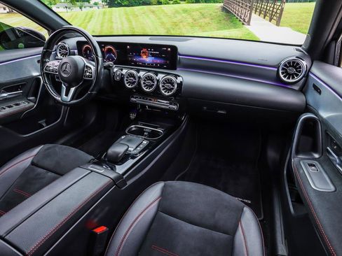 Used 2022 Mercedes-Benz A 220 4MATIC image 28