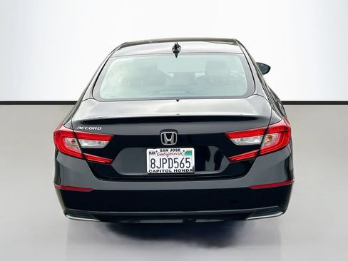 Used 2018 Honda Accord EX image 6