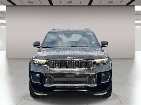 New 2025 Jeep Grand Cherokee Overland w/ Adv Protech Group III image 9