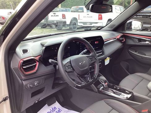 New 2026 Chevrolet TrailBlazer RS w/ Convenience Package AWD/4WD image 26