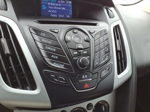 Used 2012 Ford Focus SE image 23