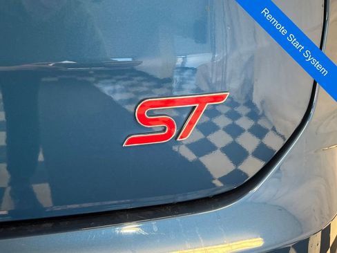 Used 2020 Ford Edge ST w/ Cold Weather Package image 14