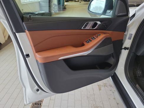 New 2026 BMW X5 xDrive40i image 17