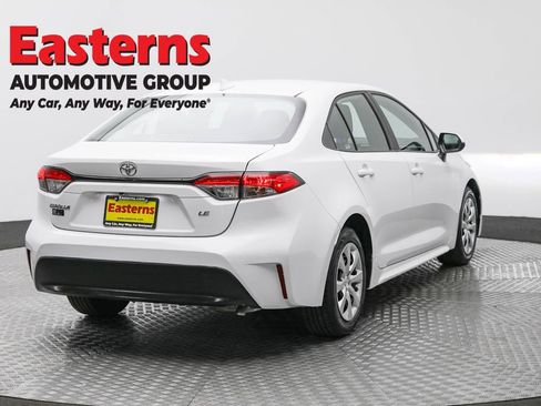 Used 2024 Toyota Corolla LE image 5