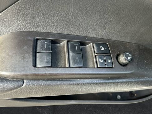 Used 2023 Toyota Camry SE FWD image 13