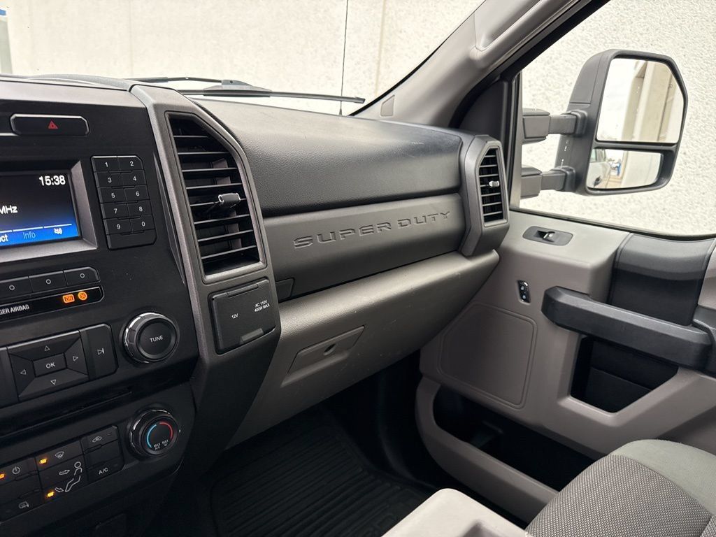 Used 2017 Ford F250 XL w/ Power Equipment Group RWD image 20