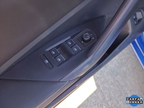 Used 2022 Volkswagen Jetta SE image 16