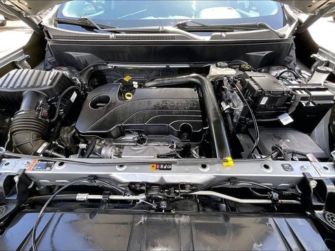 Used 2023 GMC Terrain AT4 w/ Infotainment Package II image 31