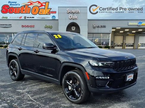 Used 2023 Jeep Grand Cherokee Limited w/ Luxury Tech Group II AWD/4WD image 1