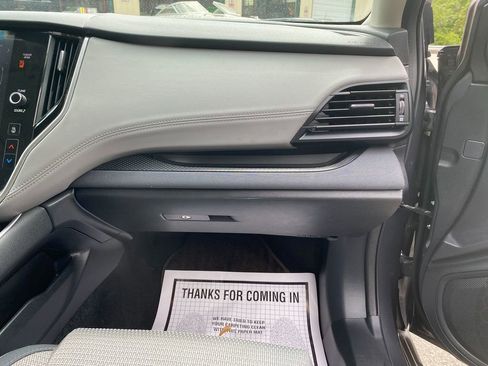 Used 2022 Subaru Outback Premium image 29