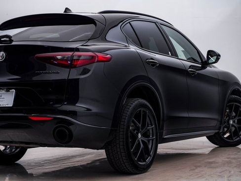Used 2020 Alfa Romeo Stelvio Ti w/ Nero Edizione image 10