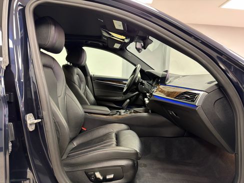 Used 2017 BMW 540i xDrive 540i xDrive Sedan image 10