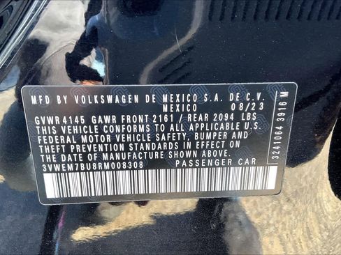 Used 2024 Volkswagen Jetta SE image 35