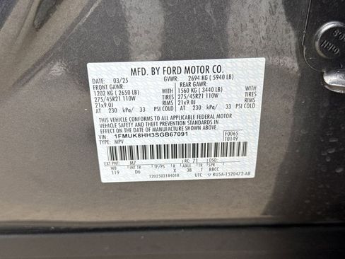 Used 2025 Ford Explorer Platinum w/ LUX Leather Package image 37