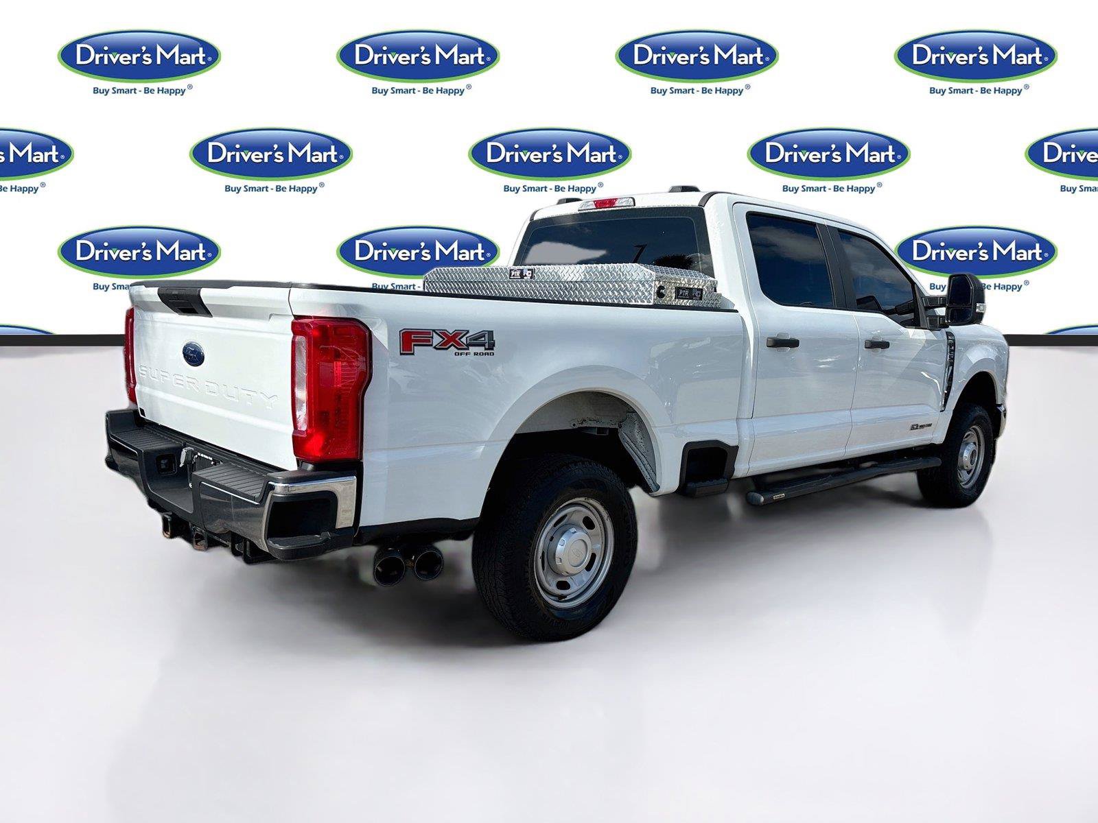 Used 2023 Ford F250 XL w/ FX4 Off-Road Package AWD/4WD image 7