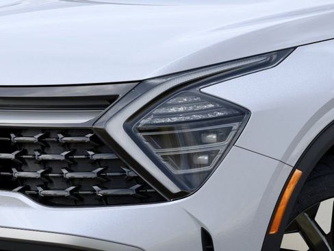 New 2024 Kia Sportage X-Line w/ X-Line Premium Package AWD/4WD image 10