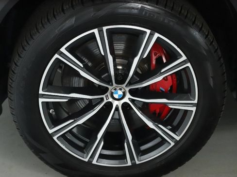 Certified 2025 BMW X5 xDrive50e w/ M Sport Package AWD/4WD image 39
