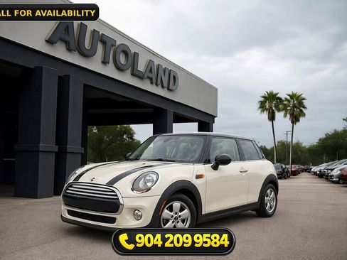 Used 2015 MINI Cooper 4-Door Hardtop FWD image 1
