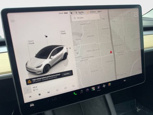 Used 2023 Tesla Model Y Long Range AWD/4WD image 61