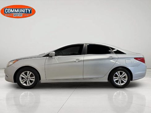 Used 2013 Hyundai Sonata GLS FWD image 3