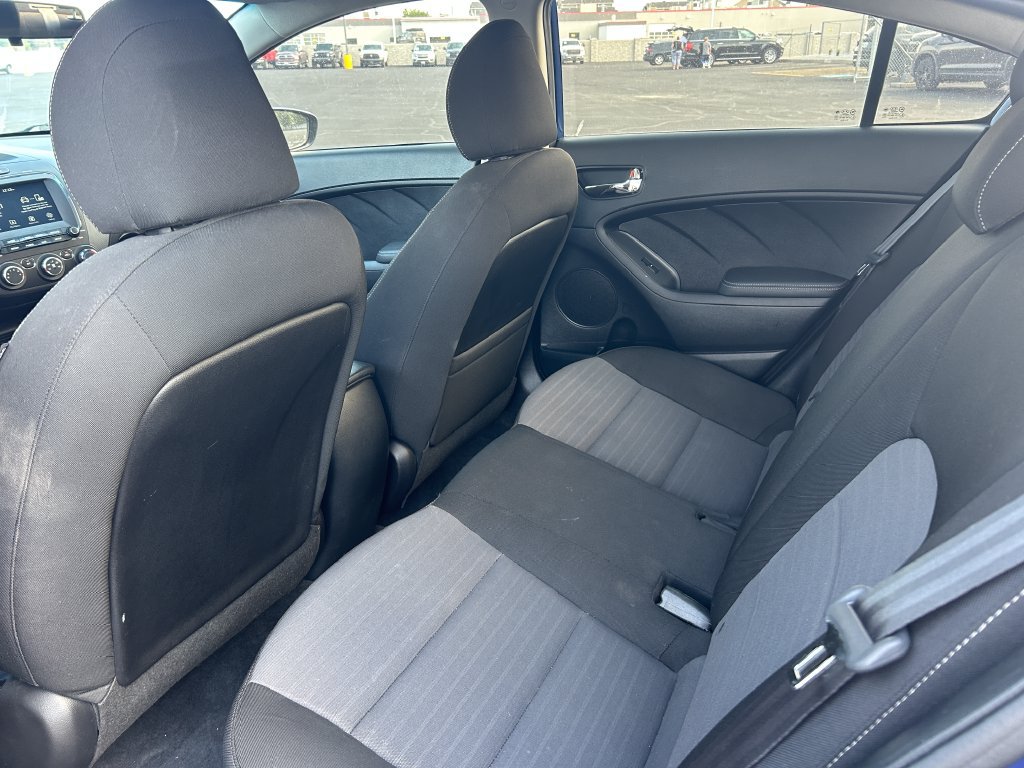 Used 2017 Kia Forte S FWD image 27