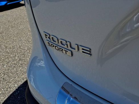 Certified 2022 Nissan Rogue Sport SL AWD/4WD image 30