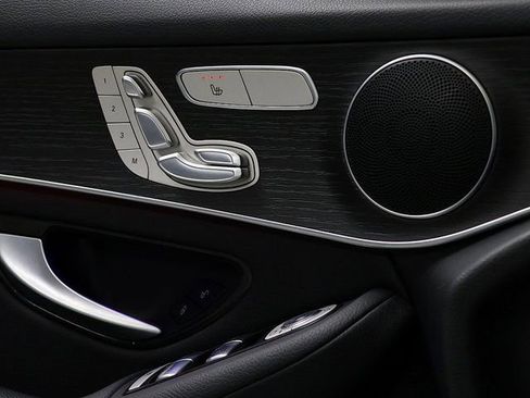 Certified 2022 Mercedes-Benz GLC 300 4MATIC image 25