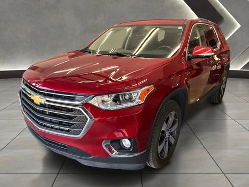Used 2019 Chevrolet Traverse LT w/ LT Premium Package FWD image 7