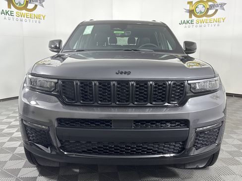 New 2025 Jeep Grand Cherokee L Limited w/ Black Appearance Package image 2