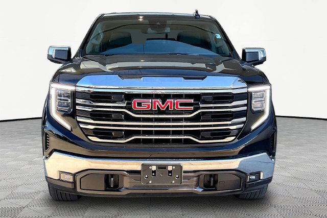 Used 2024 GMC Sierra 1500 SLT w/ SLT Convenience Package AWD/4WD image 2