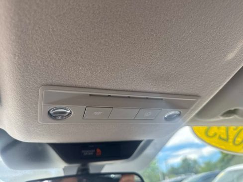 Certified 2025 Nissan Kicks SV FWD image 23
