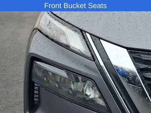 Used 2023 Nissan Rogue S image 10