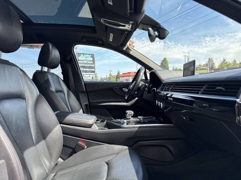 Used 2017 Audi Q7 3.0T Premium AWD/4WD image 16