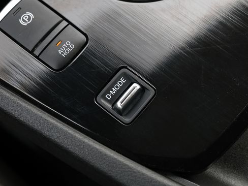 Used 2024 Nissan Rogue SV image 24