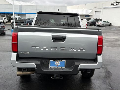 Used 2024 Toyota Tacoma SR5 image 6