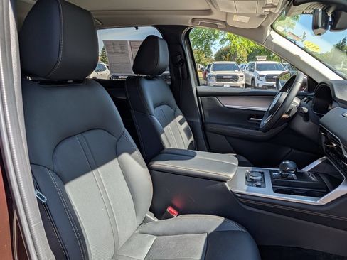 Used 2025 MAZDA CX-90 Plug-In Hybrid w/Premium Sport AWD/4WD image 19